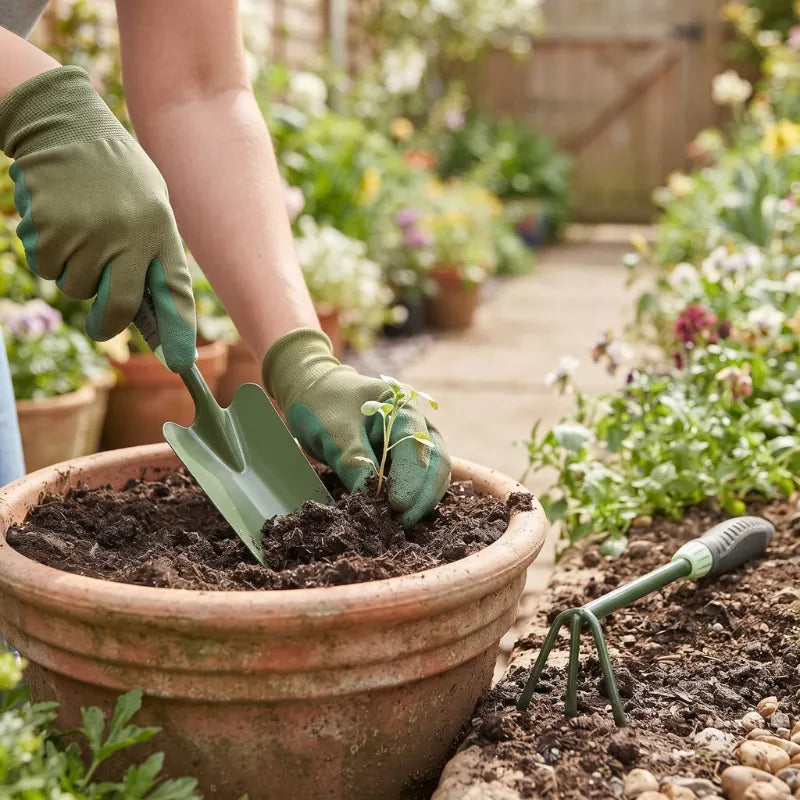 2-Piece Garden Hand Tool Set – Trowel & Hoe Cultivator with Soft Grip